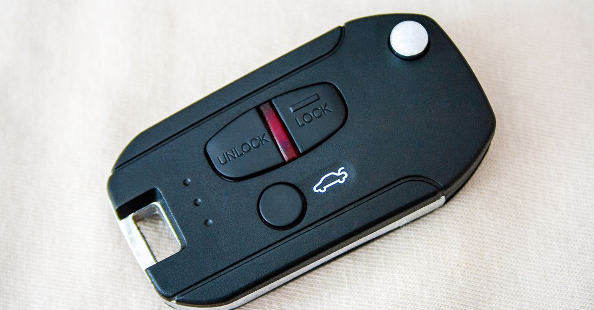Honda car key fob — Tremont Ave Locksmith Inc