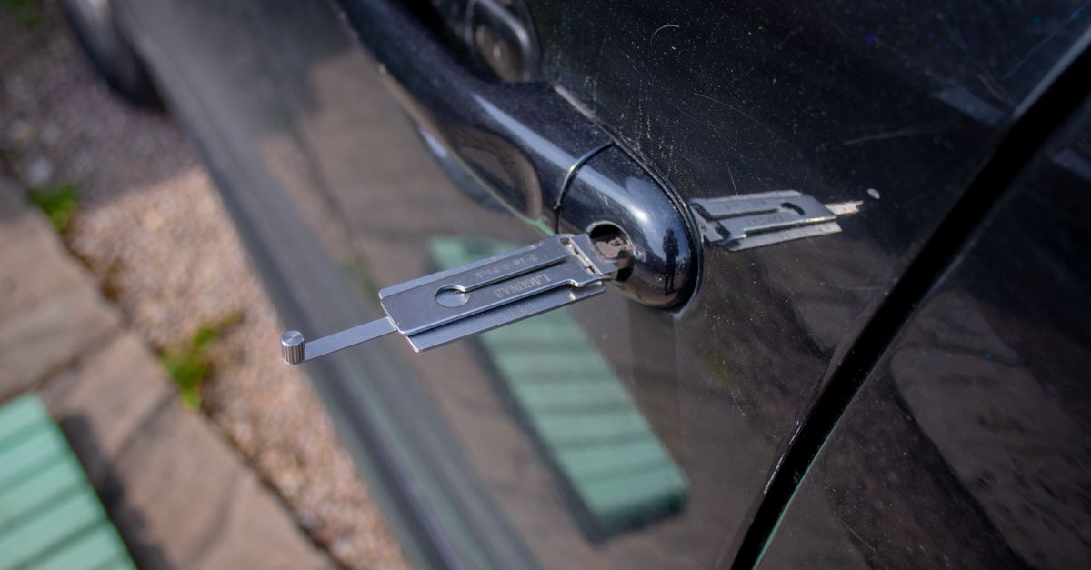 How Much Does a Locksmith Charge in NYC? Real 2025 Price Ranges — Tremont Ave Locksmith Inc